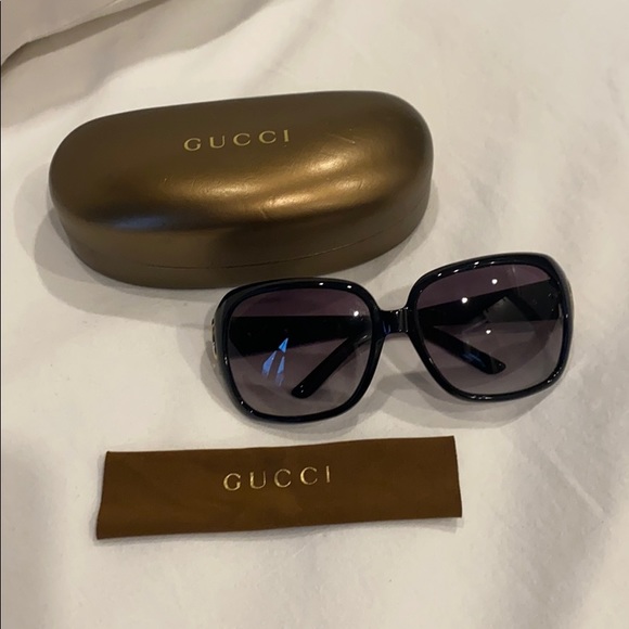 Gucci Sunglasses - Picture 1 of 3